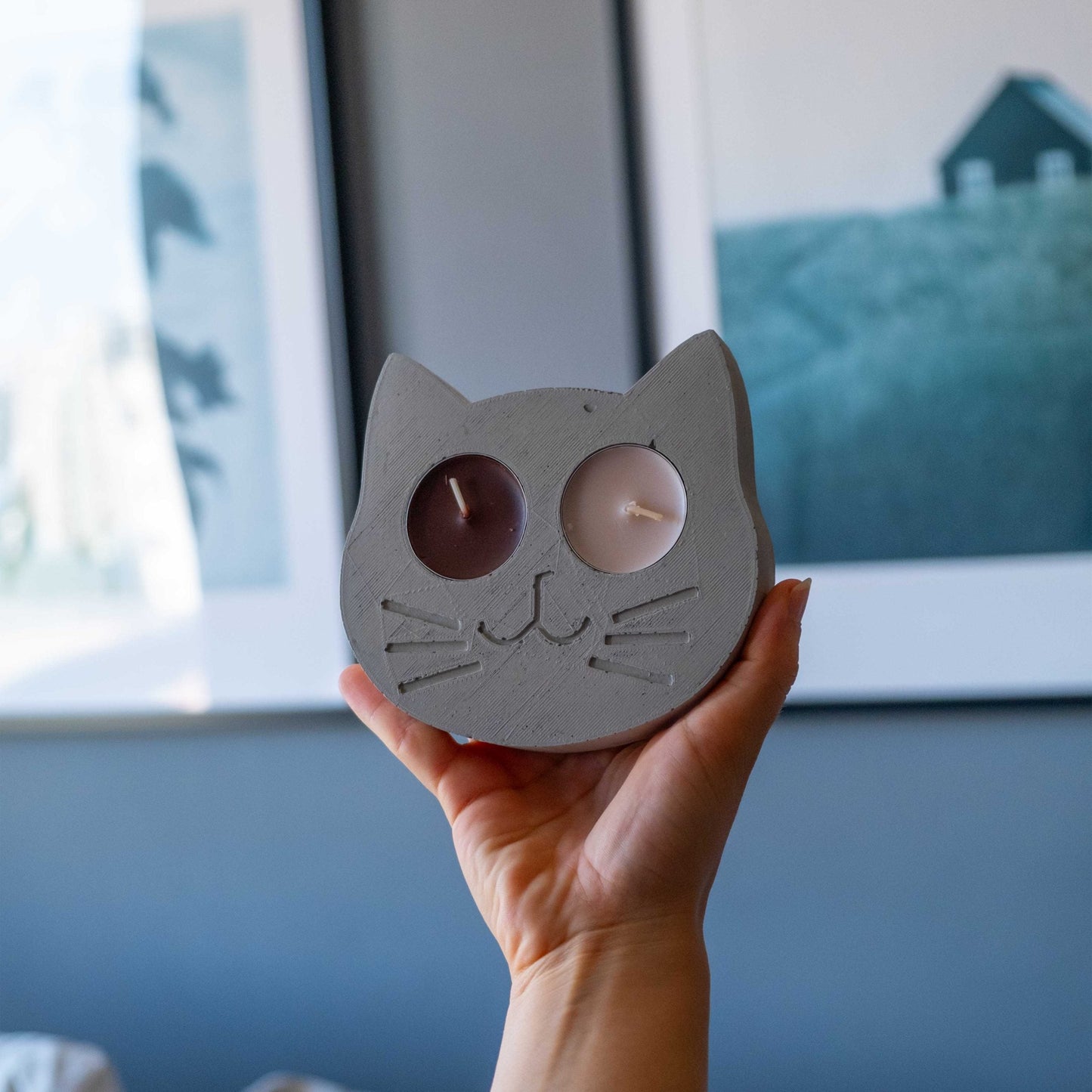 CONCRETE CAT-FACE TEALIGHT HOLDER