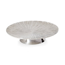 Load image into Gallery viewer, Angel - Round Metal Seashell Soap Dish
