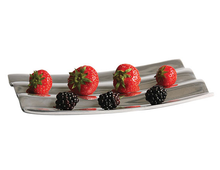 Load image into Gallery viewer, Fulham - Rectangular Polished Metal Rippled Fruit Tray
